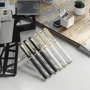 Özel Logo Baskılı 0.5mm Lüks Jel Kalem İş Ofisi Promosyon Hediyesi Konferanslar İçin İmza Kalemi Plastik Malzeme - Product Image 4