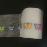 Nouveau design de sachet de thé pyramide avec logo personnalisé sachets de thé triangulaire vides biodégradables rouleau de sachet de thé non tissé en fibre de maïs PLA