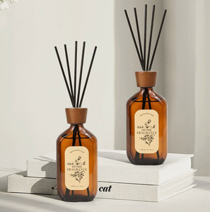 Bán Buôn Sang Trọng Hương Thơm Tinh Dầu Reed Khuếch Tán Biểu Tượng Tùy Chỉnh Trang Trí Nội Thất Nước Hoa Khuếch Tán Biểu Tượng Tùy Chỉnh Nhà Hương Thơm Khuếch Tán - Product Image 1