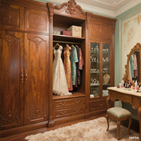 Meubles de garde-robe intérieurs modernes personnalisables avec un style unique pour la décoration des villas et des appartements