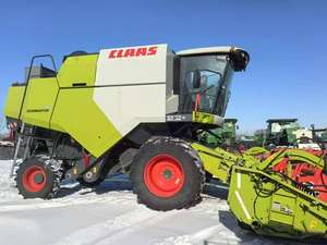 Tractor usado CLAAS 370 con ruedas para granja, huerto, tractor compacto, equipo agrícola, maquinaria - Product Image 3