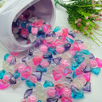 Lessives concentrées en dosettes à cinq compartiments pour vêtements, parfum floral fruité longue durée, 75-80% d'ingrédients actifs