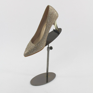 Exhibidores de Zapatos Ajustables de Acero Inoxidable Dorado, Modernos y Sencillos, Estantes Metálicos para Zapatos de Mujer - Product Image 2