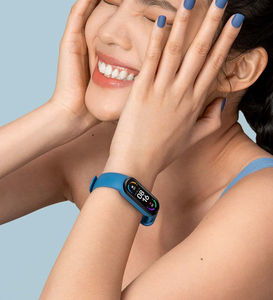 Pulsera impermeable portátil para Fitness, reloj inteligente de salud con pantalla Oled - Product Image 4