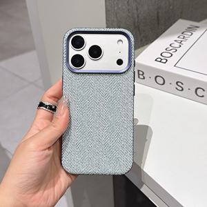 Étui de téléphone magnétique à texture tissée pour iPhone 18 17 16 15 Pro Max avec coque de protection antichoc et surface en tissu antidérapant - Product Image 4