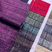 Tissu en cuir synthétique PU à texture de grille brillante pour sacs à main, chaussures, meubles, rembourrage