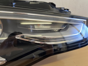 ไฟหน้าซีนอนด้านขวา (ฝั่งผู้โดยสาร) สำหรับ Audi A5 S5 B8.5 ของแท้ รุ่น 8T0941006D 8T0941044D E00025 - Product Image 4