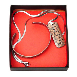 Conjunto de Collar con Colgante de Aleación de Cobre Hecho a Mano y Brazalete Abierto - Joyería Geométrica Chapada en Cobre Antiguo - Product Image 3
