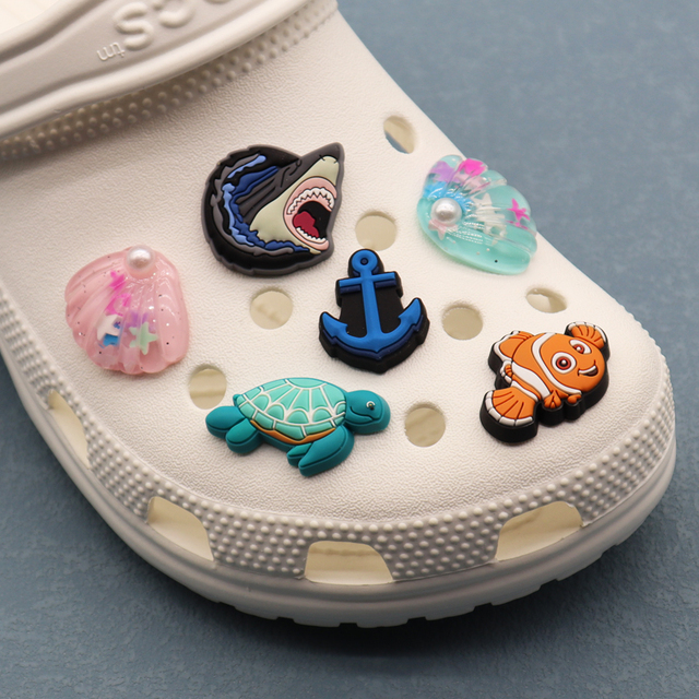 Wholesale Shoes Decorations Accessories Ocean Series Underwater World Crab Small Fish Koi Shark Squid Clog Shoe Charms