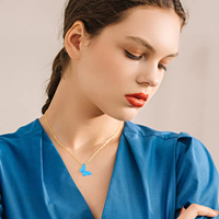 Bijoux de mode Chaîne plaquée or en argent sterling 925 Collier à breloques papillon opale bleue