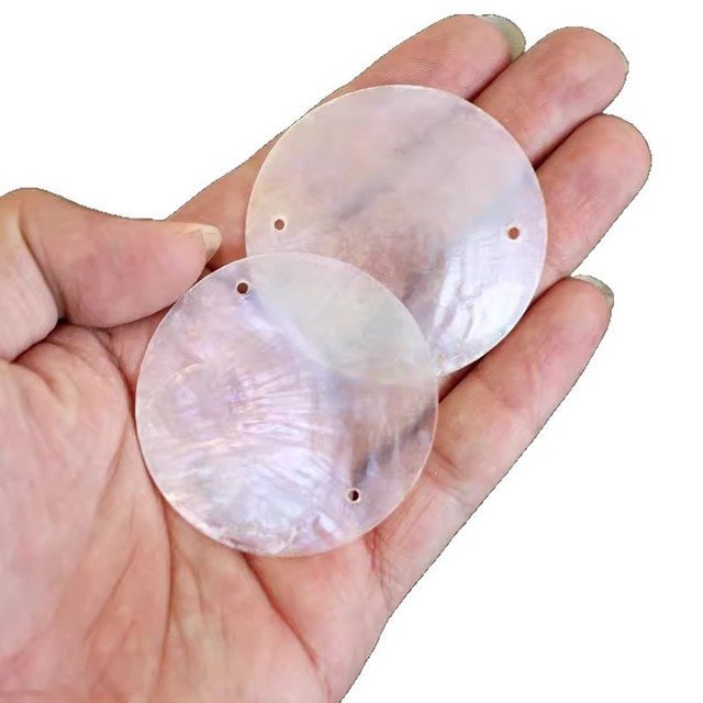 Wholesale Natural White Shell Disc 15mm 20mm 25mm 30mm 40mm 50mm Round Capiz Shell One Hole 100pcs/bag