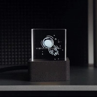 GIFTV Kristal 3D Holografik Dekorasi Meja Stasiun Cuaca Pintar Jam Digital dengan Animasi GIF dan Album Gambar