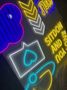 แหล่งกำเนิดแสง LED โลโก้นีออนแบบกำหนดเองตัวโคมไฟอะคริลิคสำหรับร้านตัดผมและบาร์เสริมความงามโรงแรม - Product Image 2