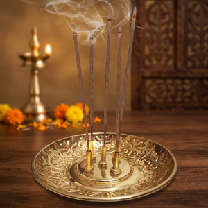 Quemador de Incienso de Latón Hecho a Mano con Soporte para Cuatro Varillas, Uso Religioso, Diseño Decorativo Ornamentado para Todas las Estaciones - Product Image 6
