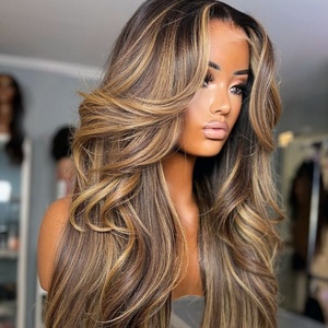 <span class=keywords><strong>Parrucche</strong></span> Lunghe <span class=keywords><strong>e</strong></span> Ondulate in Capelli Remy 13*6 Senza Colla con Pizzo HD <span class=keywords><strong>e</strong></span> <span class=keywords><strong>Colore</strong></span> Highlight per <span class=keywords><strong>Donne</strong></span> <span class=keywords><strong>di</strong></span> <span class=keywords><strong>Colore</strong></span>, Prodotte in Vietnam - Product Image 5