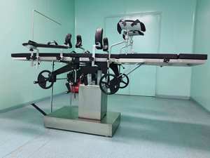 Tavolo Operatorio Manuale in Acciaio Inossidabile per Operazioni Chirurgiche Ospedaliere Certificato CE Marca LK - Product Image 3