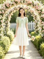 Ensemble deux pièces de haute qualité en coton jacquard avec dentelle et maille ajourée : Cardigan + Robe midi fluide coupe trapèze pour le quotidien et les soirées