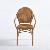 Fauteuil de jardin moderne empilable en rotin - Mobilier d'extérieur durable