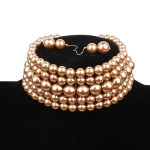 Mode multicouche collier de perles fête dîner collier ras du cou boucles d'oreilles un ensemble avec des bijoux collier exagéré pour les femmes