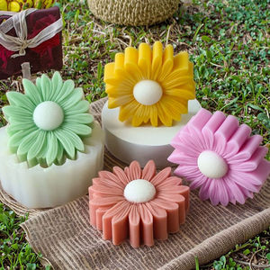 Moule en silicone 3D grande fleur de marguerite de 7 cm - Moule réaliste pour bougies, savons, résines, pierres aromatiques florales pour cadeaux DIY et décoration intérieure - Product Image 3