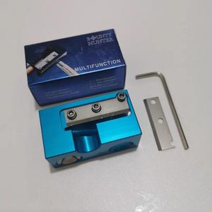 Herramienta de Reparación de Puntas de Taco de Billar 8 en 1, Recortadora, Moldeadora y Limpiadora de Aleación de Aluminio, Portátil para el Mantenimiento de Tacos de Billar - Product Image 4
