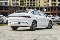 Vente BYD Qin Plus 2024 DM-i Taxi, Nouvelle Voiture Hybride avec Transmission Automatique, Sièges en Cuir, Conduite à Gauche, Traction Avant, Euro VI