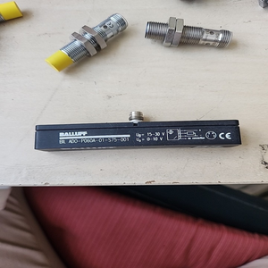 Nuevo Sensor de Ruta Magnetoinductivo, Bil, Ad0-p060a-01-s75-001, Envío Rápido, Automatización Industrial, Control Programable PLC, Nuevo - Product Image 1