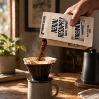 Sachet en papier kraft pour grains de café, en pâte vierge, avec valve de dégazage, finition mate, pour fraîcheur et torréfaction spécialisée