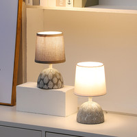 Lampe de chevet nordique en céramique, nouveau design créatif, décoration d'hôtel, de maison, veilleuse de lecture, pour table de nuit, en stock, collection