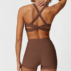 Conjuntos de gimnasio de talla grande para mujer, ropa deportiva blanca para gimnasio, Sujetador deportivo acanalado de alta calidad, pantalones cortos de cintura alta - Product Image 2