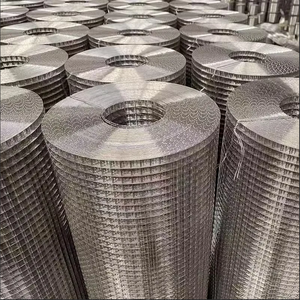 Grillage soudé en acier inoxydable à mailles carrées pour clôture de protection d'élevage Modèle 304 - Product Image 1