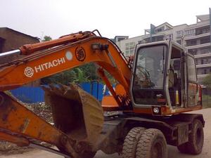 Excavadora de cadenas Hitachi EX100-5 usada, 90% nueva, 1 año de garantía, rodamientos de motor, movimiento de tierras, mediana, EX120 ZX120 en venta - Product Image 4