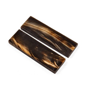 Écailles de corne naturelles écologiques et économiques pour la fabrication de manches de couteaux et d'objets artisanaux, qualité professionnelle - Product Image 3
