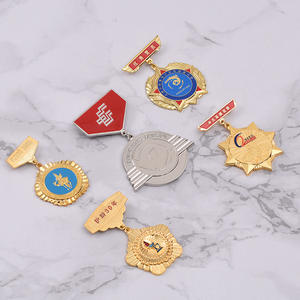 Medalla Personalizada de Honor, Broche de Metal Chapado en Oro, Esmalte Pintado al Horno, Impresión UV, Imán, Premio para Aniversario, Estilo Antiguo/Moderno - Product Image 2