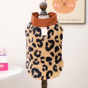 PETCIRCLE Chaqueta de Cuero con Estampado de Leopardo para Perros Pequeños y Cachorros, Estilo Otoño/Invierno, Cálida y Cómoda - Product Image 5