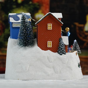 Décorations <span class=keywords><strong>de</strong></span> Noël Artisanales en Plastique, Village <span class=keywords><strong>de</strong></span> Noël Classique avec Lumières LED et Fonction Musicale, 8 Chansons <span class=keywords><strong>de</strong></span> Noël, 3AA Non Inclus - Product Image 4