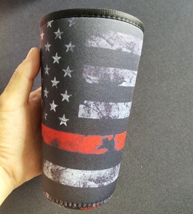 Manicotto in Neoprene Riutilizzabile per Tazza da Caffè Freddo, 32oz, Mantiene le Bevande Fredde e le Mani Asciutte - Product Image 3
