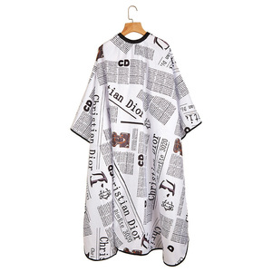 Capa de peluquería blanca con estampado de periódico, duradera, para uso en salón y hogar - Product Image 5