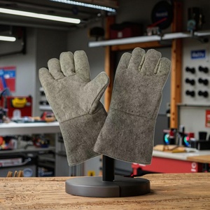 Gants anti-brûlure résistants à la chaleur 500 degrés en feutre vert fibre de carbone avec fonction ignifuge, personnalisables directement de l'usine - Product Image 6