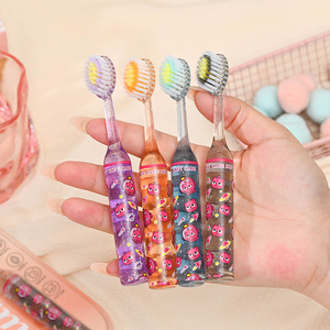 Brosse à dents pour enfants mignonne avec poils souples, brosse à dents pour enfants, brosse à dents pour enfants en cristal, brosse à dents pour bébé, brosse à dents souple - Product Image 4