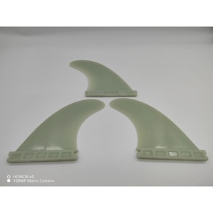Kit de Aleta Trasera para Tabla de Surf Future 437, Divisor de Agua de Nylon Mediano - Product Image 4