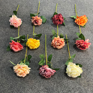 Rose artificielle en soie vénitienne unique pour décoration de mariage, arrangement d'allée, ornement d'intérieur - Product Image 2