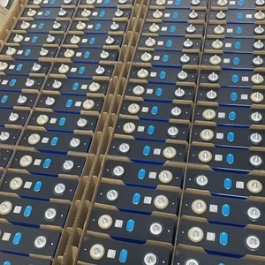 Pin Lithium Ion Lifepo4 105AH 120Ah 130Ah 135Ah 150AH 160AH 50AH Loại A Hình Lăng Trụ 12V Catl Lifepo4 100AH 100 105 Ah 3.2V - Product Image 5