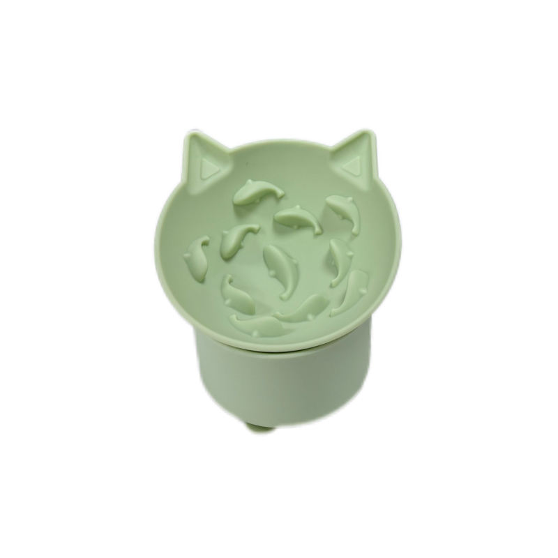 สีเขียวอ่อน