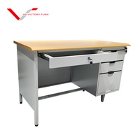 Bureaux d'ordinateur en gros de l'usine chinoise, tables métalliques pour le personnel de bureau et scolaire, à prix abordable