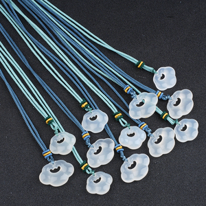 Tốt Nhất Bán Bán Buôn 29Mm Trắng Ngọc Agate Ngọc Tủy May Mắn Đám Mây Khóa Mặt Dây Chuyền Vòng Cổ Mặc 33Cm Tay Dệt Sợi Dây Thừng - Product Image 6