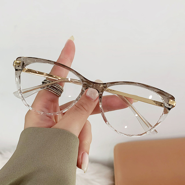 Fashion Optical Eyewear for All Face Europe&America Anti Blue Light Glasses Metal Designer Cat Eye Eyeglasses Frames Women