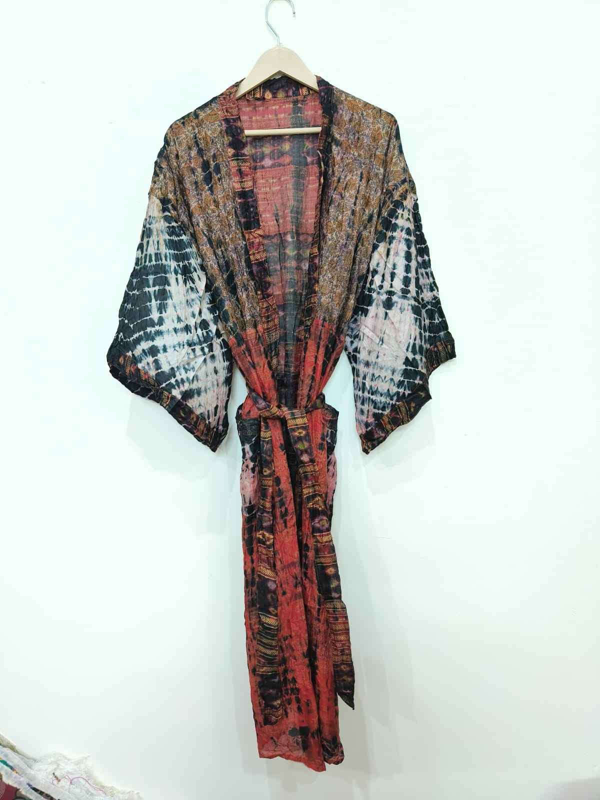 แดง &amp; น้ำตาล