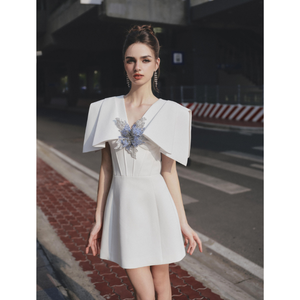 Fabricante de ropa profesional OEM ODM Producción disponible Tela cómoda duradera Vestidos formales Premium para mujeres - Product Image 4