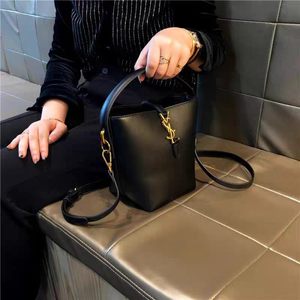 Sacs fourre-tout pour femmes en cuir de vachette de haute qualité, sacs seau à bandoulière tendance pour femmes, sac à main élégant pour soirée - Product Image 3